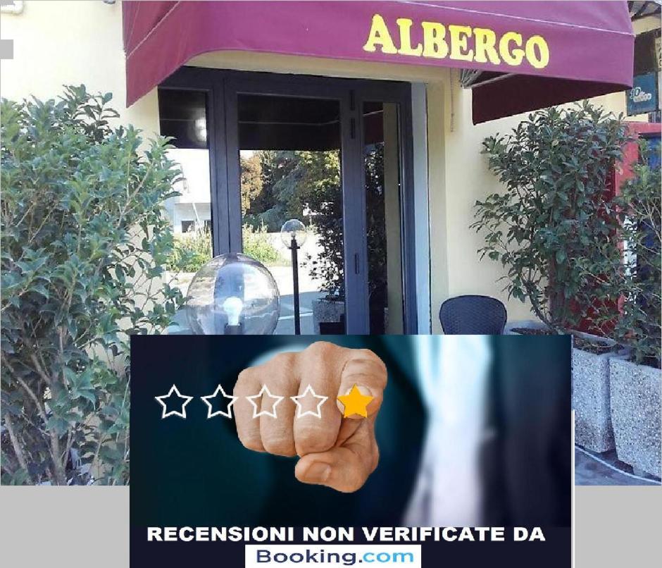 Residence Checkin A Richiesta Parma Exterior photo